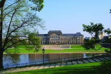 Deutschland, Sachsen, Dresden, Palast, Großer Garten, Lustschloss, Grünanlage, Natur