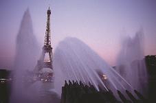 Frankreich, Paris, Eiffelturm, La Tour Eiffel, Aussichtsturm, Wahrzeichen, Weltausstellung, Sendeturm, Liebe, Brunnen
